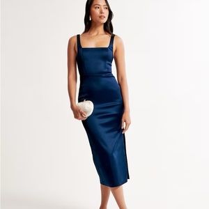 Abercrombie NWT Sculpting Stretch Satin Midi Dress